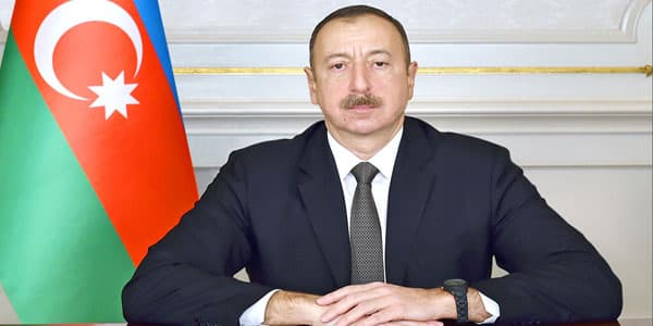 İlham Əliyev FİDE-nin yeni rəhbərini təbrik edib