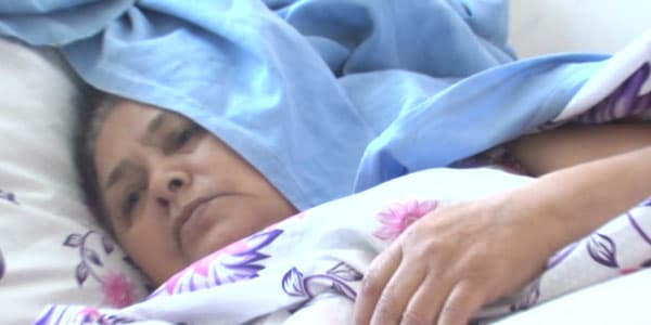 Gimnaziyada biabırçılıq: direktor müavini dayəni döydü (VİDEO)