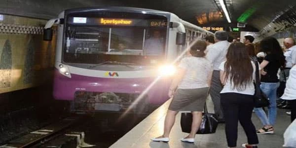 Bakı metrosunda təşviş: Qatarlar boşaldıldı (SƏBƏB)