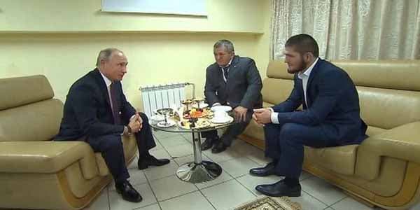 Putin Həbib Nurməhəmmədovla görüşdü