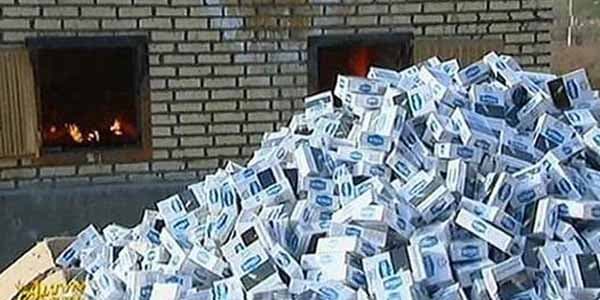 Qonşu ölkədə siqaretin qutusu 70 manata qalxdı