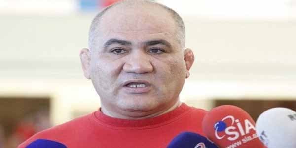 Firdovsi Umudov: Problemi olan idmançı yığmada ola bilməz