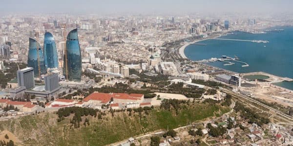Sürüşmə Badamdarda villaları 30 faiz ucuzlaşdırdı: oliqarxlar təcili satışa başladı