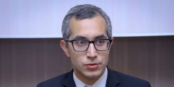 Təhsil eksperti deputatın təklifinə etiraz etdi