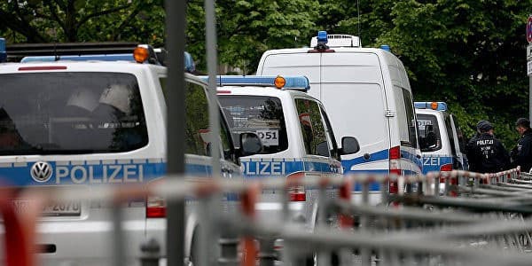Almaniyada vağzalda bir neçə nəfər girov götürülüb