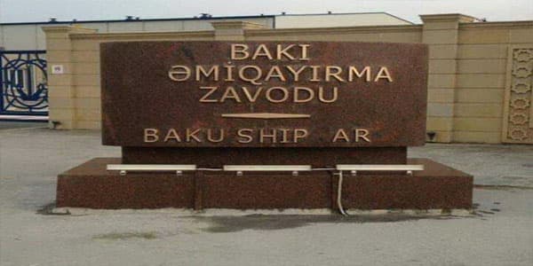 “Bakı Gəmiqayırma Zavodu” ilə bağlı qalmaqallı fotonu çəkən məmur oğlu imiş (FOTO)