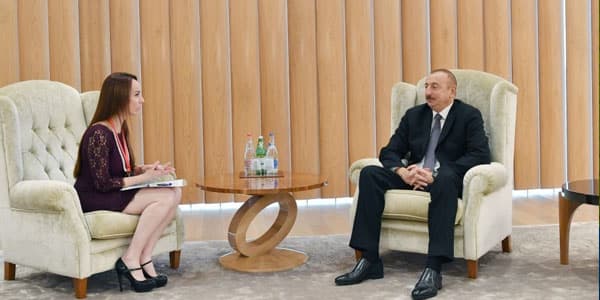 İlham Əliyev bir sıra görüşlər keçirib (FOTOLAR)