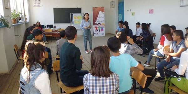 "Biz sadəcə güzgüyük” layihəsinin Neftçalada keçirilən mərhələsi başa çatdı (FOTOLAR)