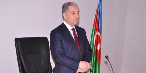 İşdən çıxarılan icra başçısı xəstəxanaya yerləşdilidi