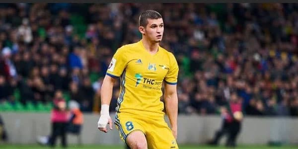 Azərbaycanlı futbolçu Rusiyada ən yaxşı seçildi