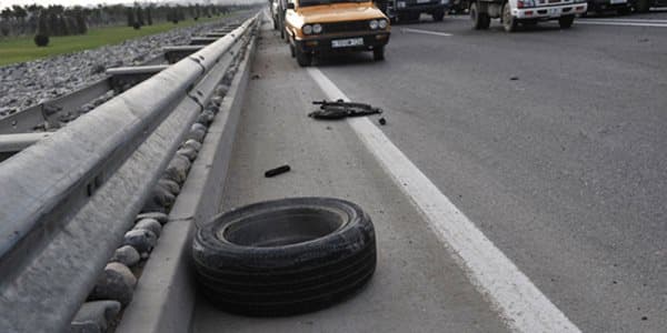 Avtomobil körpüdən aşdı, bir ailənin 5 üzvü ağır yaralandı