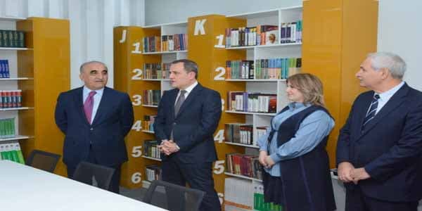 7 gün, 24 saat fəaliyyət göstərəcək kitabxana