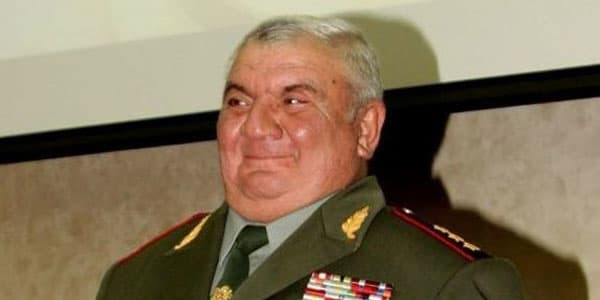 Ermənilər Xaçaturovu vəzifədən azad etdirdi