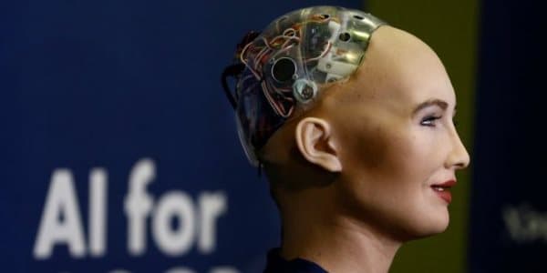 Avropa ölkəsi robotlara vətəndaşlıq verəcək