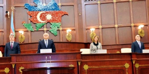 Deputatlara verilən ezamiyyət xərcləri artırıla bilər