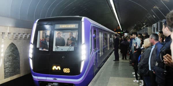 Bakı metrosunda texniki nasazlıq: sərnişinlər boşaldıldı