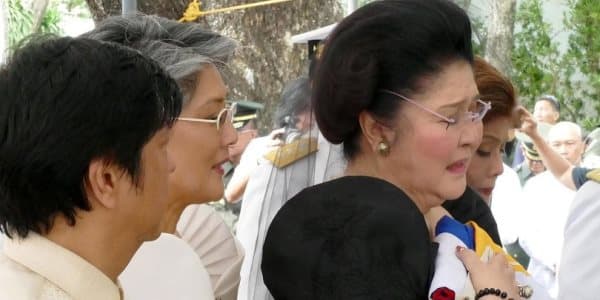 Sabiq "first lady" barədə həbs qərarı