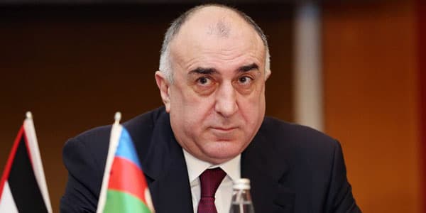 Məmmədyarov Parisə getdi