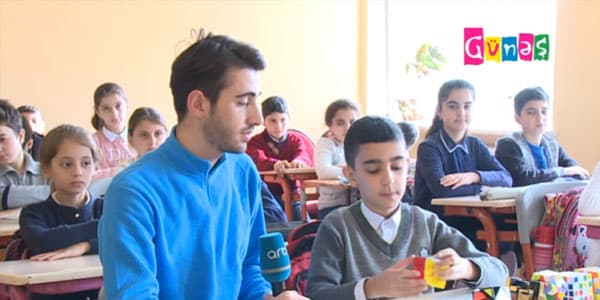 5-ci sinif şagirdinin bu istedadı hər kəs mat qoydu (VİDEO)