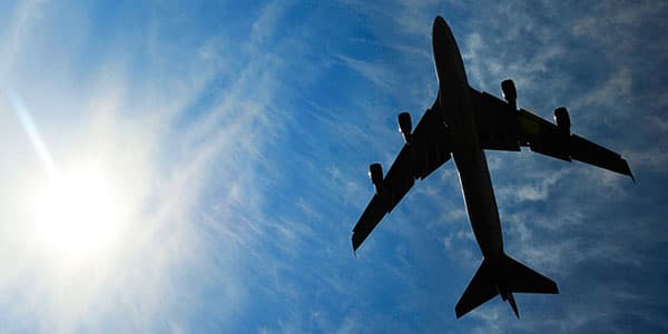 Bakıdan uçan təyyarə Moskva səmasında toqquşmadan son anda qurtuldu