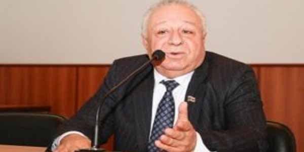 Deputat Abel Məhərrəmov haqda: "Axı sən kimsən ki, içib Şeyxi dolayırsan?.."