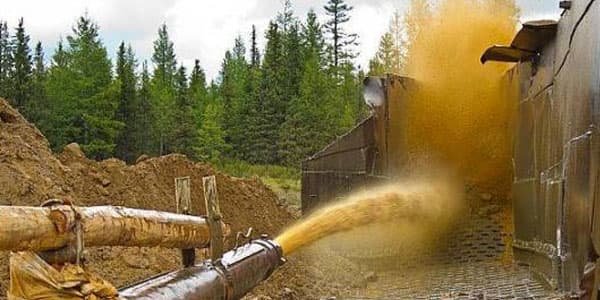 İngilislər Dərələyəzdə qızıl çıxarırdı: Güclü uran ehtiyatı tapdılar? (FOTO/VİDEO)