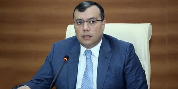 Nazir işdən çıxan müavinlərindən danışdı