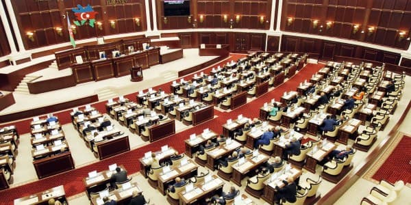 Milli Məclisin plenar iclasında bu məsələlər müzakirə ediləcək