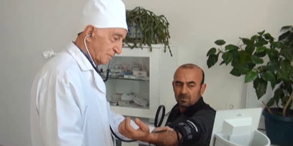 Azərbaycanda tam təchizatlı xəstəxananın cəmi bir həkimi var, o da 81 yaşında (VİDEO)
