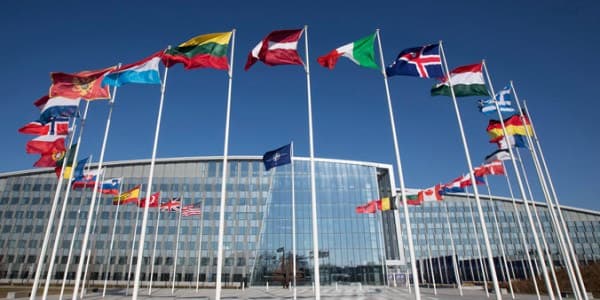 NATO bu gün Ukrayna-Rusiya böhranını müzakirə edəcək