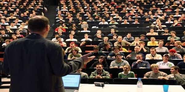 Ukraynanın təhsil naziri azərbaycanlı tələbələrə müraciət etdi