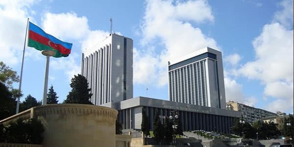 2019-cu ilin dövlət büdcəsi qəbul olundu: 2,22 milyard kəsir olacaq