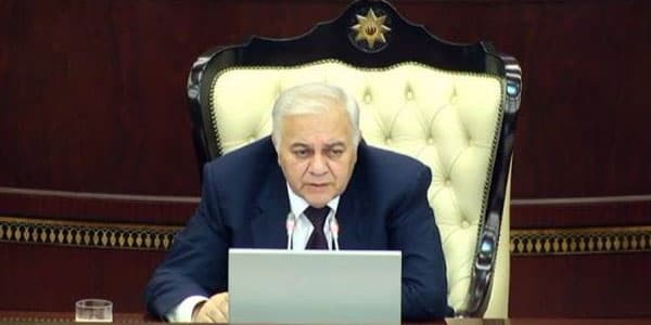 Oqtay Əsədovdan deputata: "Deyəsən, dərmanın dozası çox olub"