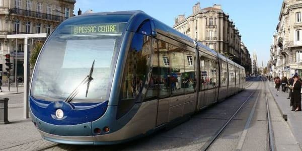 Bakıda yerüstü metro tikiləcək