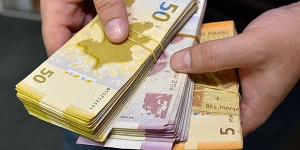 Azərbaycanda pul bazası azalıb