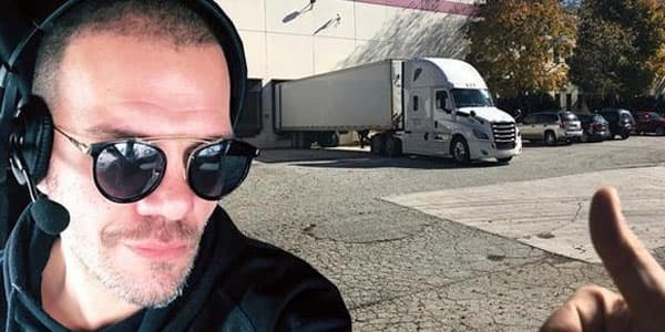 Günayın keçmiş əri kamaz sürücüsü oldu (FOTOLAR)