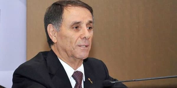 Baş nazir iki yerin adını ofşor siyahısından çıxardı