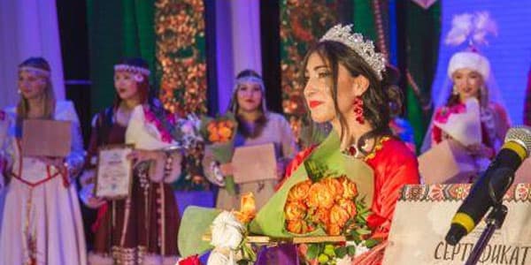 Azərbaycanlı qız Kamçatka gözəli seçilib (FOTOLAR)