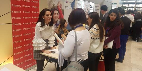 Bakcell daha bir iri məşğulluq sərgisinə qatılıb (R)