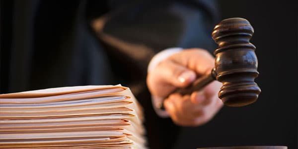Vətəndaşın sənədli mülkü qanunsuz şəkildə başqasının adına keçirilib