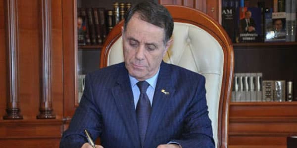 Baş nazir işçi qrupu yaratdı