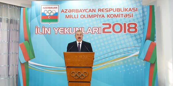 Prezident ilin idman yekunlarına həsr olunan mərasimdə iştirak edib