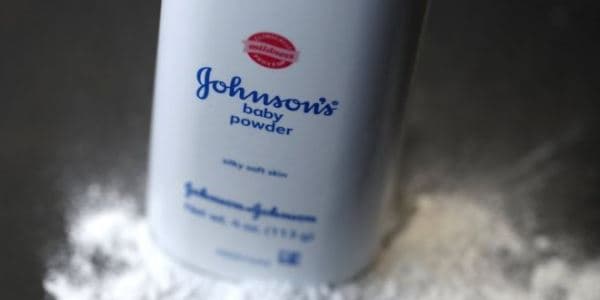 "Johnson & Johnson" şirkəti 40 milyard itirdi