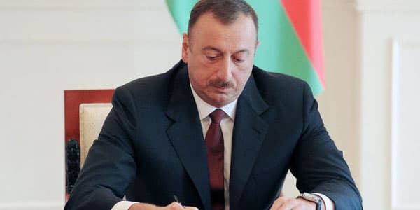 Prezident bu şəxsləri təltif etdi (SİYAHI)