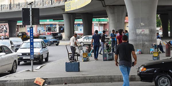 Bakıdakı "qul bazarları" ləğv olunur - Təklif