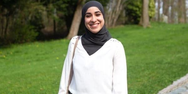 Müsəlman qadın Belçikanın tarixinə düşdü
