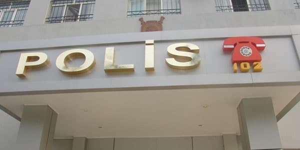 İki bölmə rəisi işdən çıxarıldı