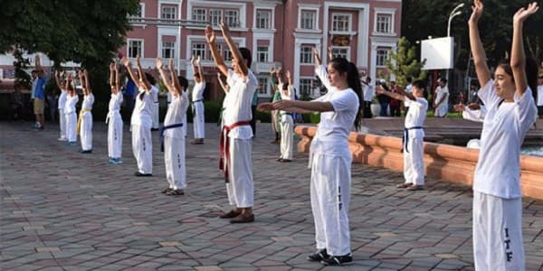 Dövlət işçiləri gimnastika ilə məşğul olacaq