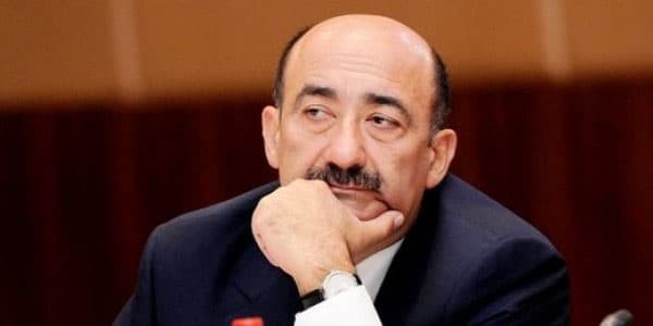 Nazir özünə yeni köməkçi təyin etdi