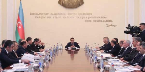 Baş nazir hökuməti topladı: iki məsələ gündəmə çıxarıldı